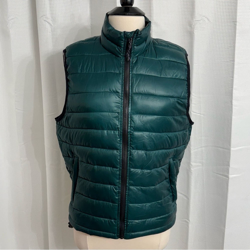 Aeropostale Unisex Classic Fit Puffer Vest, Front Zipper Closure, Side Pockets